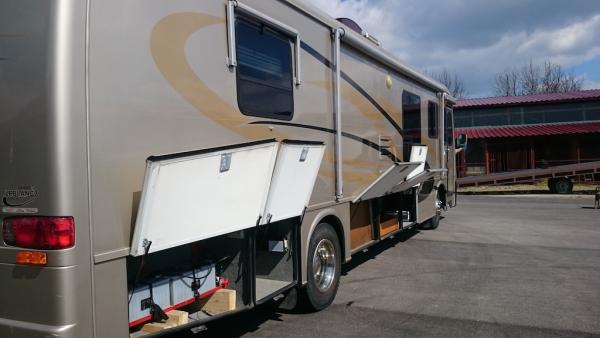 Amerikai luxus lakóbusz