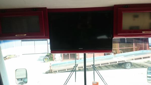 Amerikai luxus lakóbusz